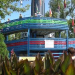 The double decker Space Tower is being loaded. The double decker Space Tower is being loaded.